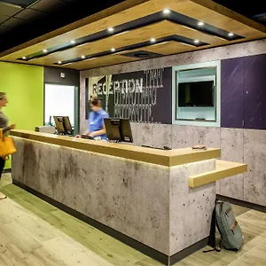 ibis-budget-toulon-centre.fr-provencehotel.com/