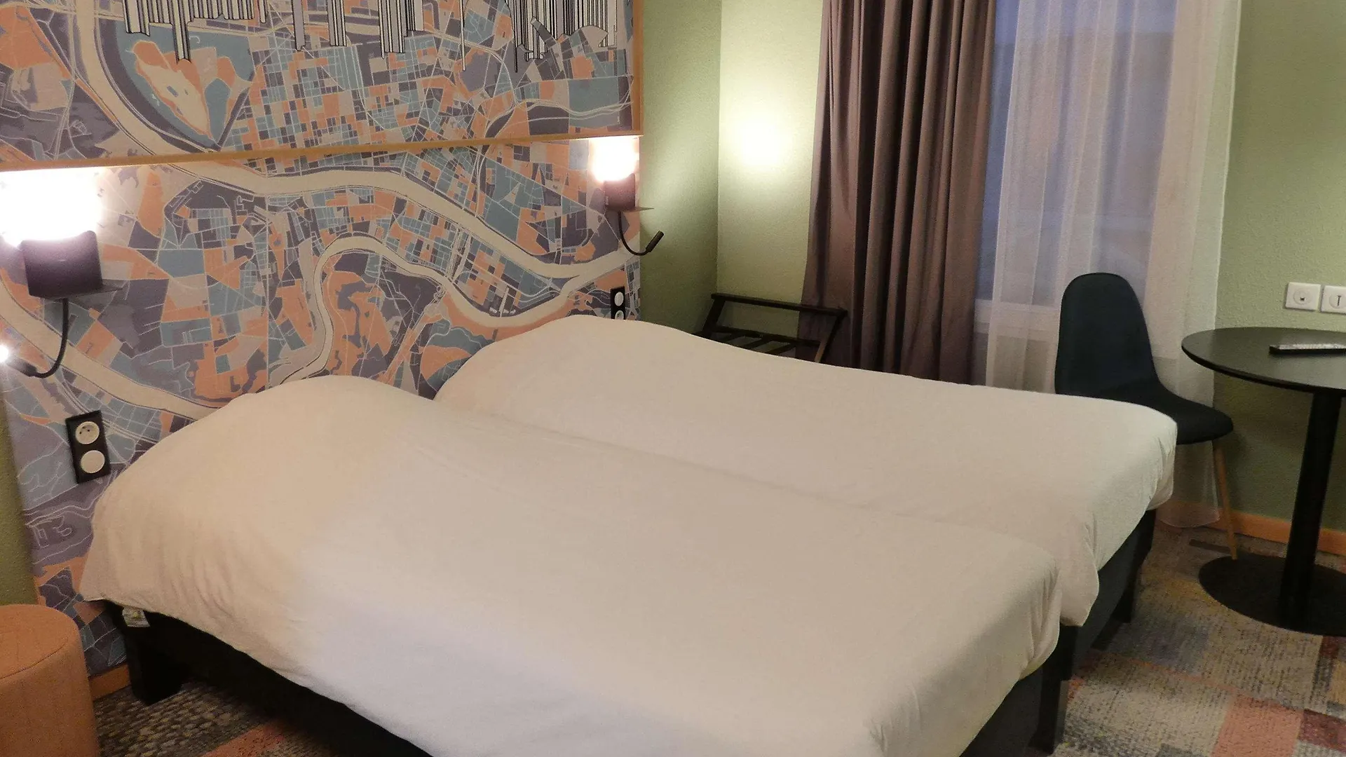 Hotel Ibis Styles Lyon Croix Rousse